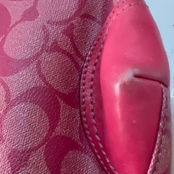 Slightly Used Chelsea Heritage Stripe Coach Bag - Picture 7 of 8